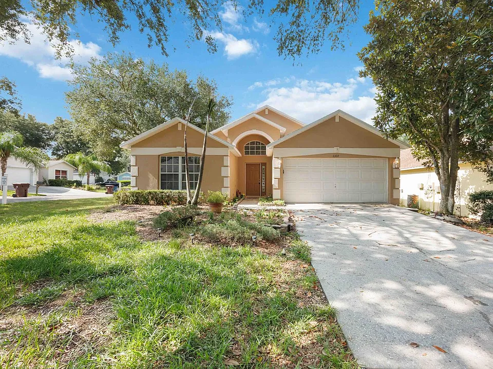 2364 Paulette Dr