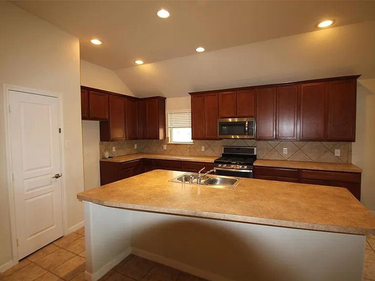 25954 Haggard Nest Dr — Photo 4