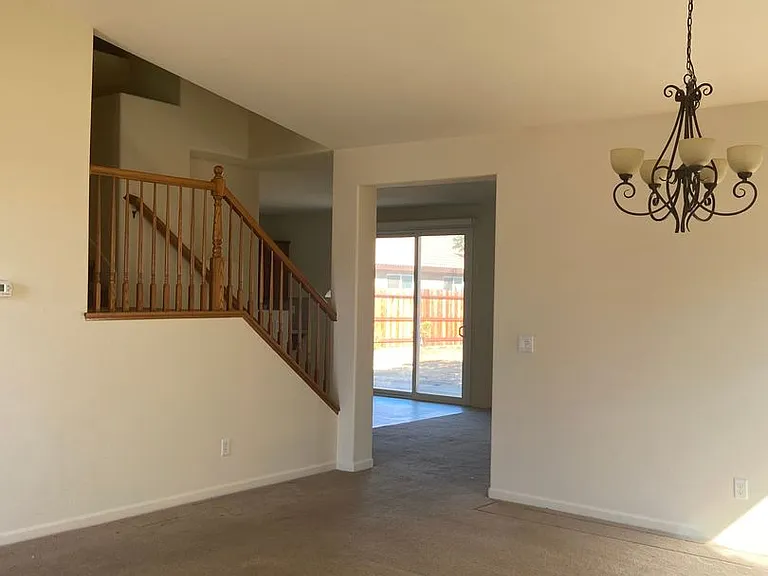 204 Arista Ct — Photo 4