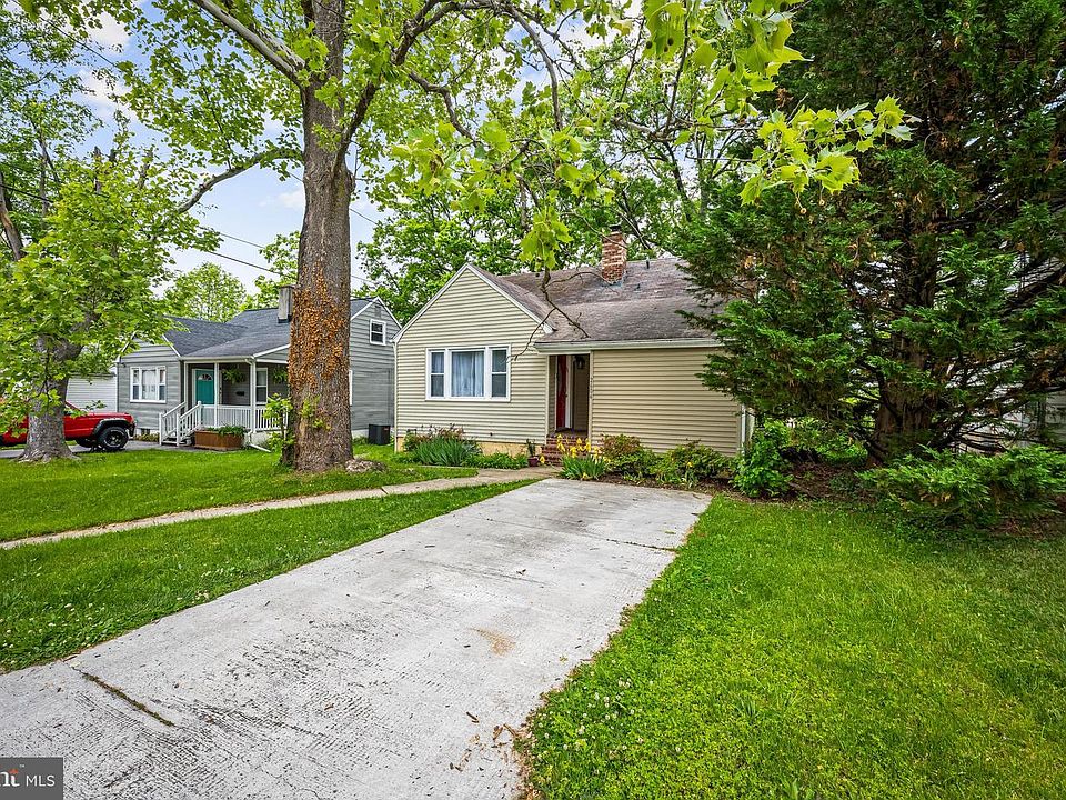 1st image of 2604 Creighton Ave
