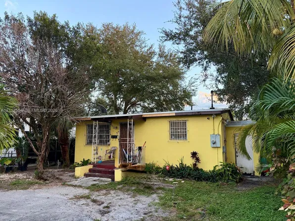 2250 NW 86th St, Miami, FL 33147