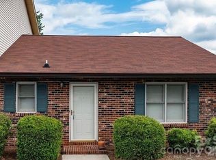 1330 5th St NE APT 106, Hickory, NC 28601