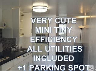 1836 Jackson St #14, Hollywood, FL 33020