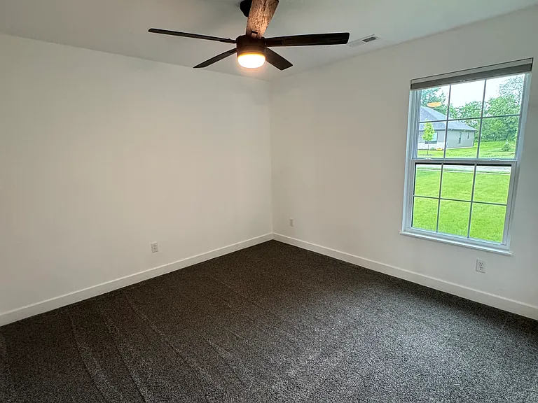 4680 Treaty Dr — Photo 17