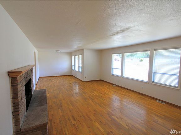 4th image of 9401 136th St E