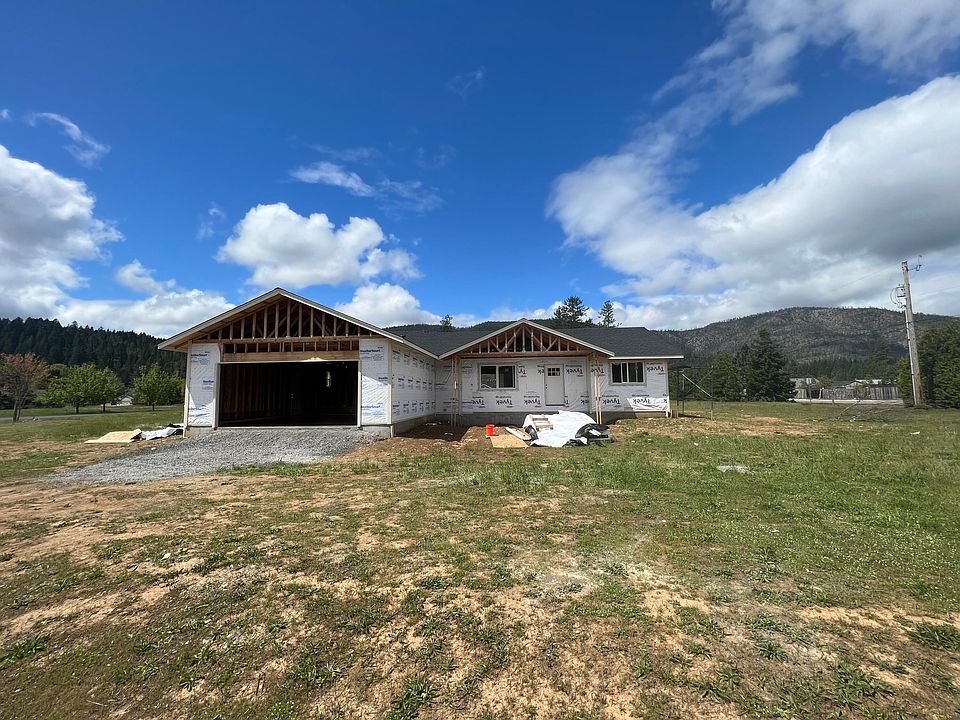 601 E Forks Cir, Cave Junction, OR 97523 MLS 220154649 Zillow