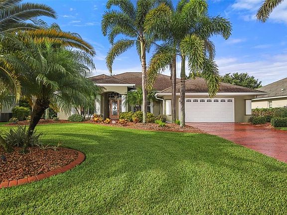 2nd image of 254 Rotonda Blvd E