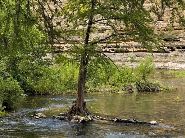8400 River Rd, New Braunfels, TX 78132