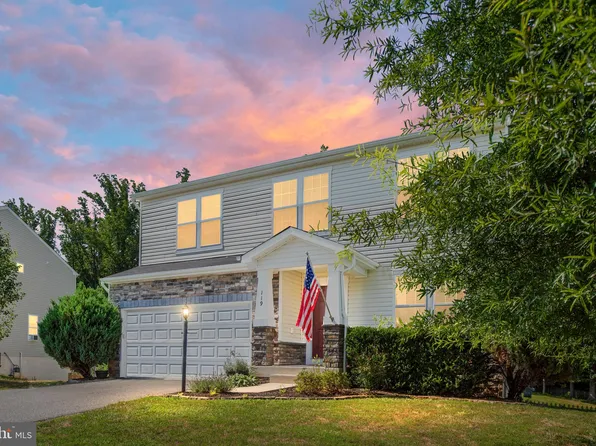 119 Royal Crescent Way, Fredericksburg, VA 22406
