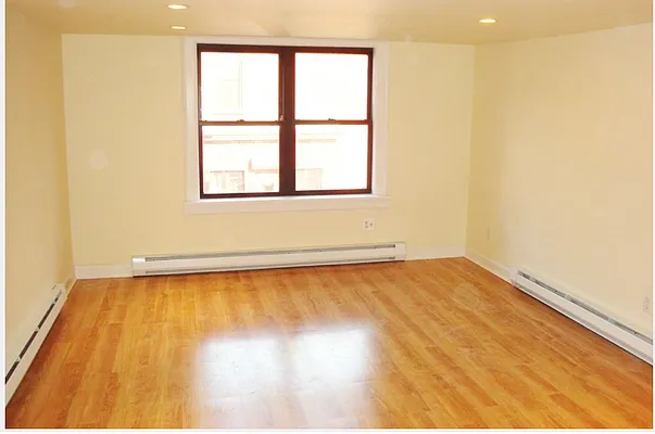 Rented by Carroll Gardens Realty | media 15