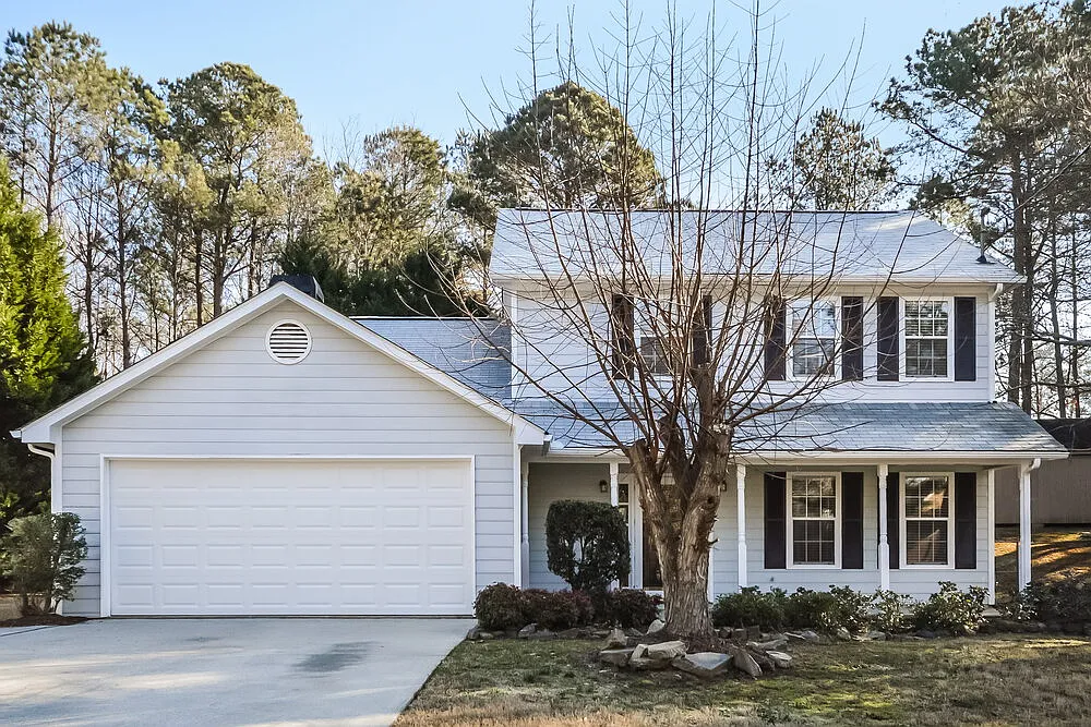 3 bed, 2.5 bath, 1848 sqft, $2,260 — Photo 1