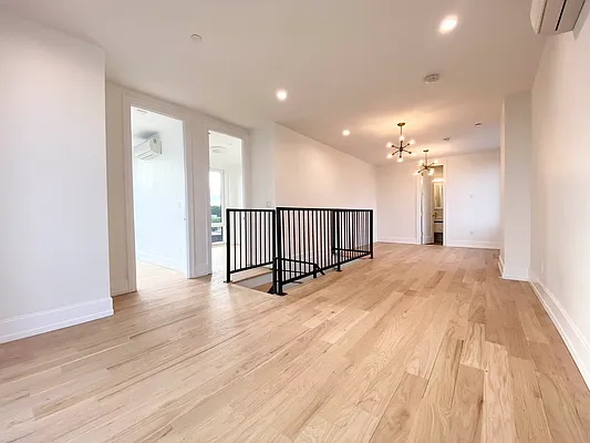 Rented by Bruma Realty LLC | media 1
