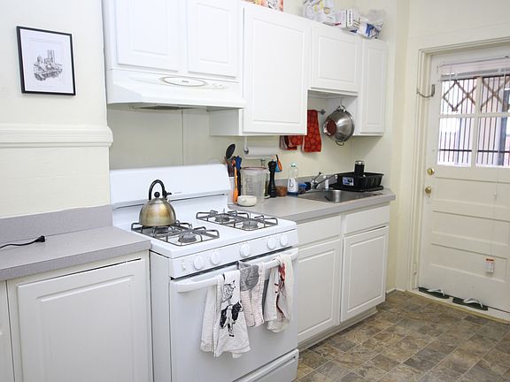 4th image of 3209 Guilford Ave #1