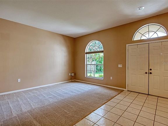4th image of 2729 Brookville Dr