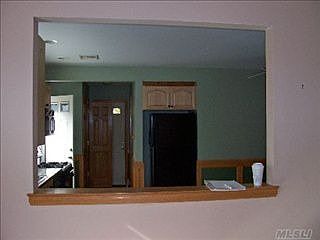 3rd image of 23 Hewlett Point Ave