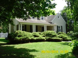 926 Heatherwood Rd, Bluefield, WV 24701