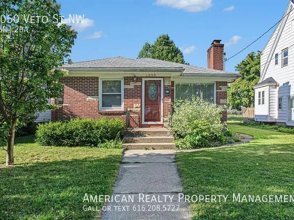 1050 Veto St NW, Grand Rapids, MI 49504
