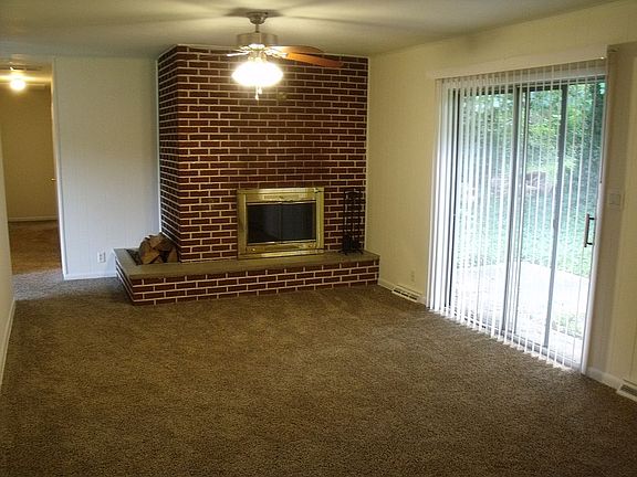 5th image of 2958 E Eastmoor Dr