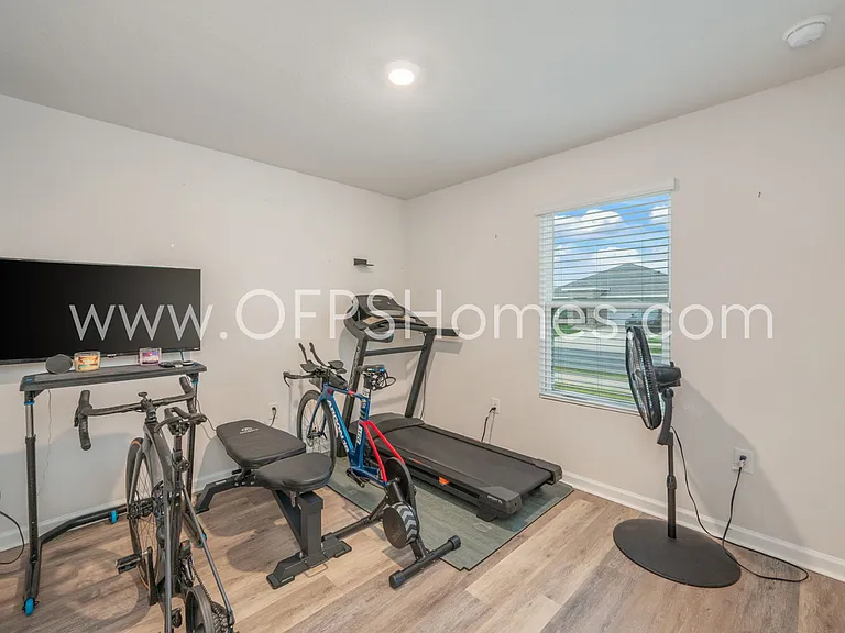 4623 Naval Ct — Photo 5