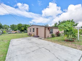 1324 W 35th St, Riviera Beach, FL 33404