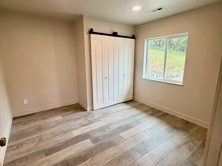 16083 Indian Springs Ranch Rd — Photo 16