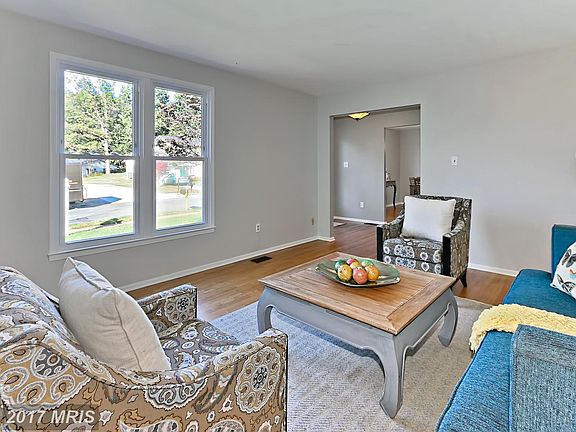 5th image of 4755 Farndon Ct