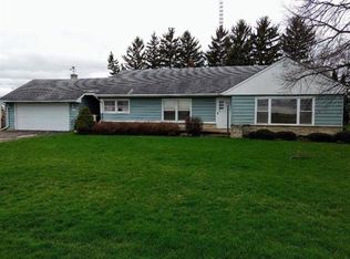 405 S Shabbona Rd, Shabbona, IL 60550