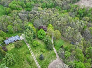 3390 Meadow Hill Cir, Holly, MI 48442