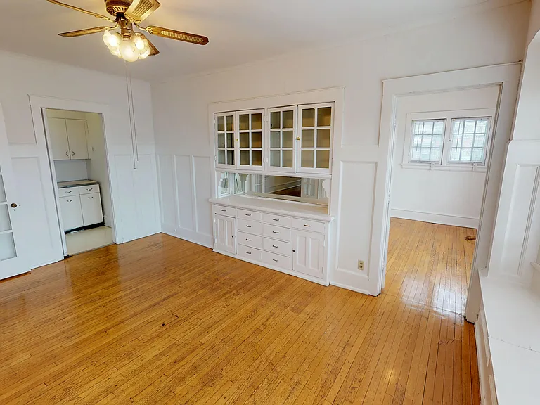 2518 N Farwell Ave — Photo 16