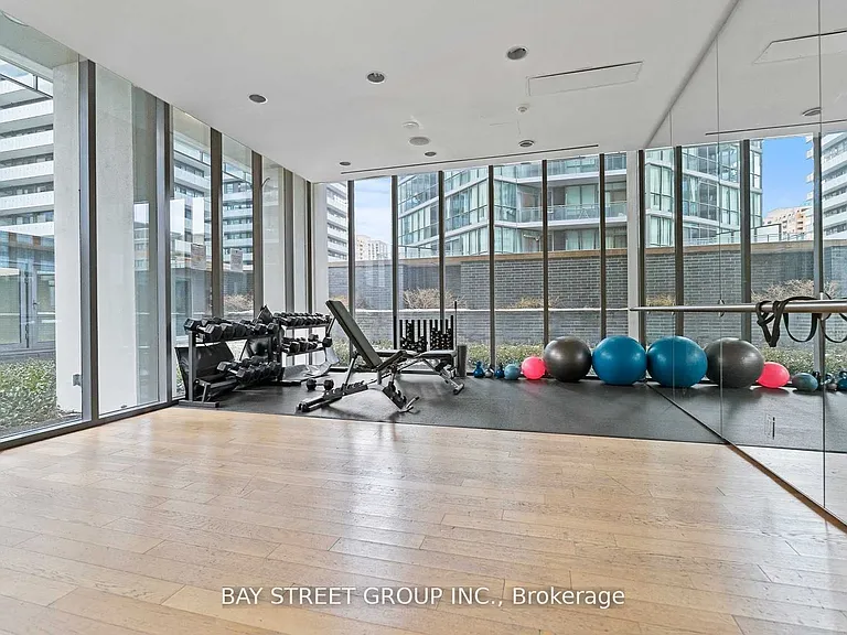 33 Charles St E #4401 — Photo 14
