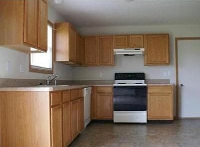 3rd image of 11855 Springcreek Dr