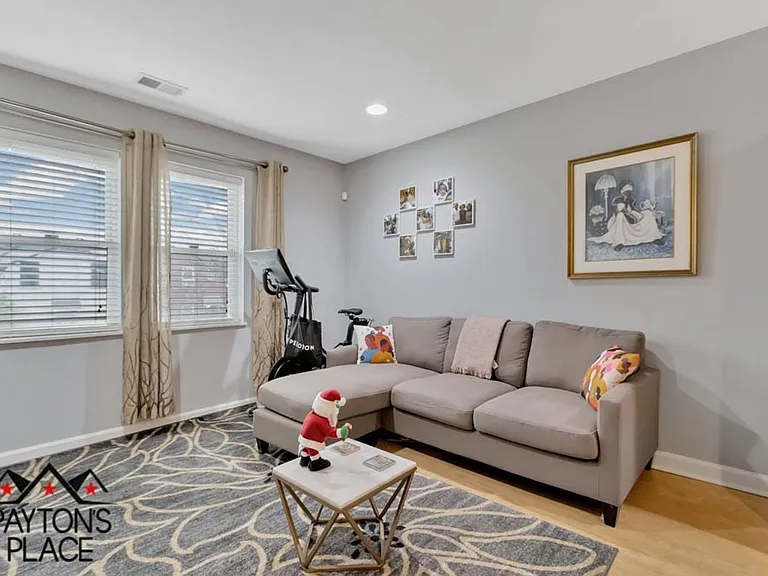 1658 W Virginia Ave NE #201 — Photo 15