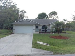 161 6th St, Naples, FL 34113