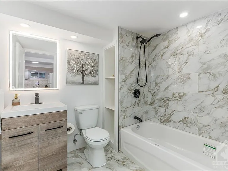 2093 Saunderson Dr — Photo 8