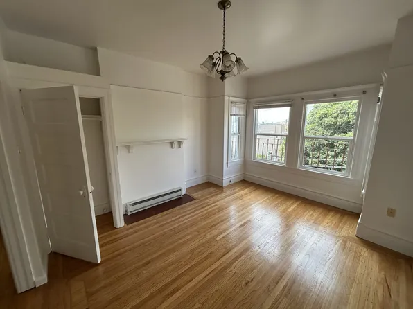 307 Frederick St, San Francisco, CA 94117