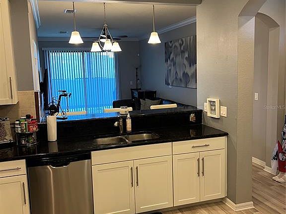 5th image of 5150 Bay Isle Cir