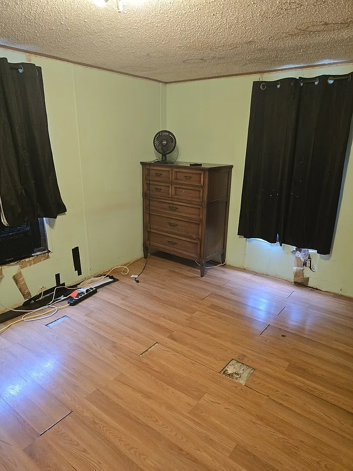 3 bed, 2.0 bath, $975 — Photo 3
