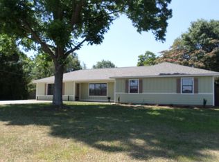 2638 Elberta Rd, Centerville, GA 31028