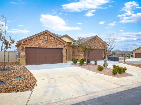 310 /312 Emma Drive, New Braunfels, TX 78130