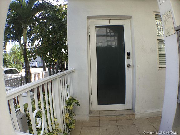 2nd image of 7510 Carlyle Ave APT 1
