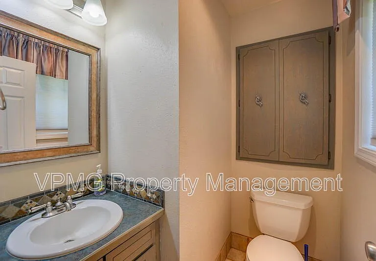 12014 NE 16th St — Photo 26