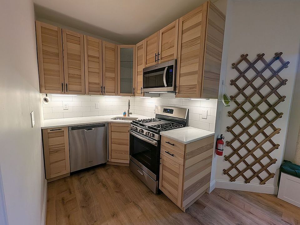1st image of 3081 54th St APT 2H
