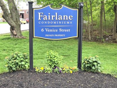 6 Venice St APT F2, Danvers, MA, 01923