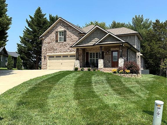 2nd image of 3771 Sheldon Pl