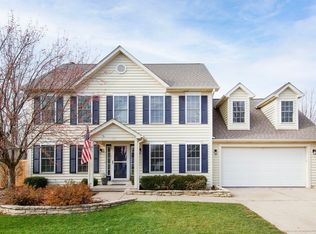 531 Prairie View Ln, Hinckley, IL 60520