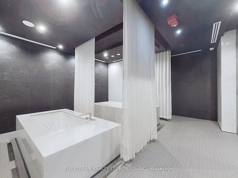 87 Peter St #4501 — Photo 12