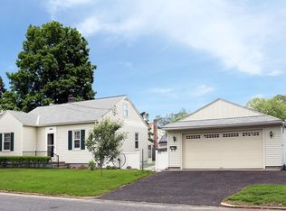 211 Merrimac Ave, Springfield, MA 01104