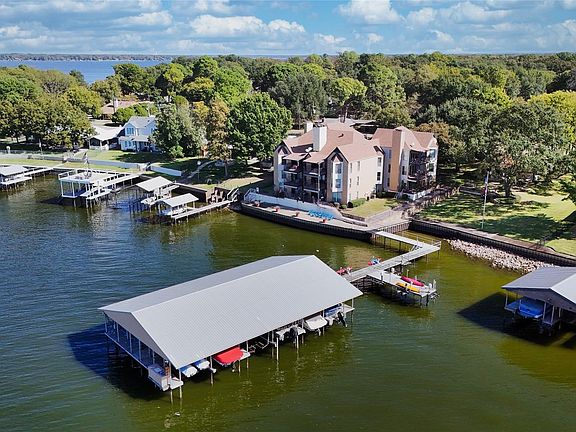3rd image of 160 Peninsula Point Ter