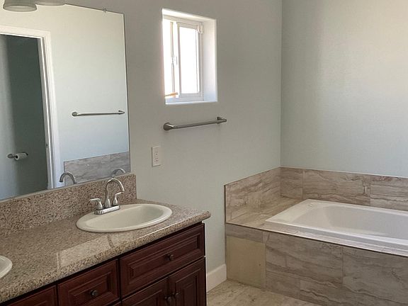 5th image of 2044 E Mesa Vista Pl