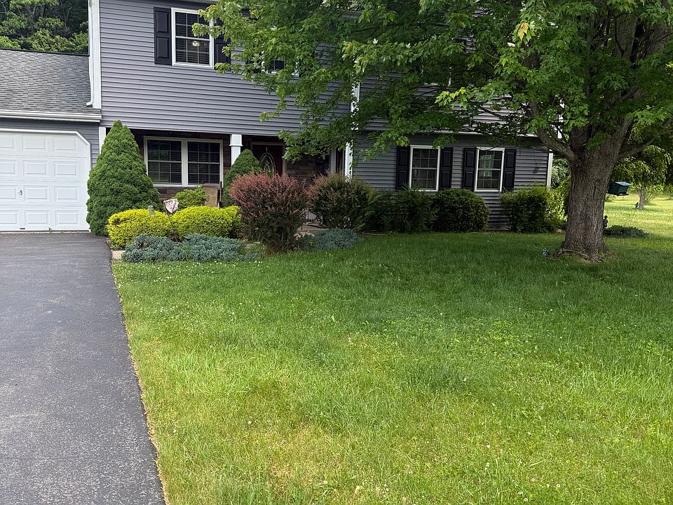 1st image of 2039 Saint Paul Dr #2039